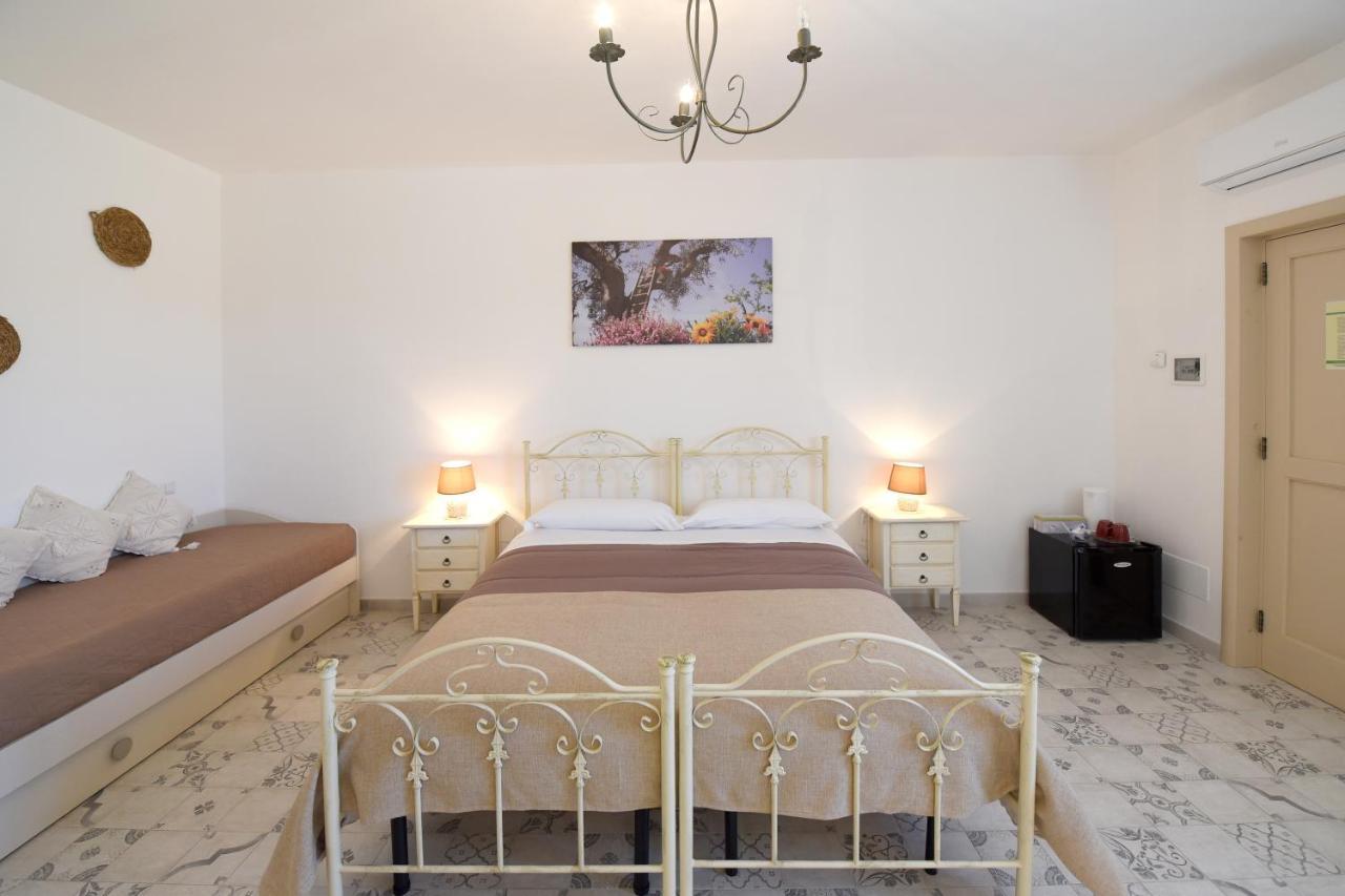 Masseria Peppeturro Cisternino Zewnętrze zdjęcie